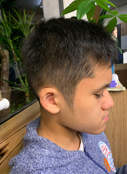 ヘアカットの写真拡大